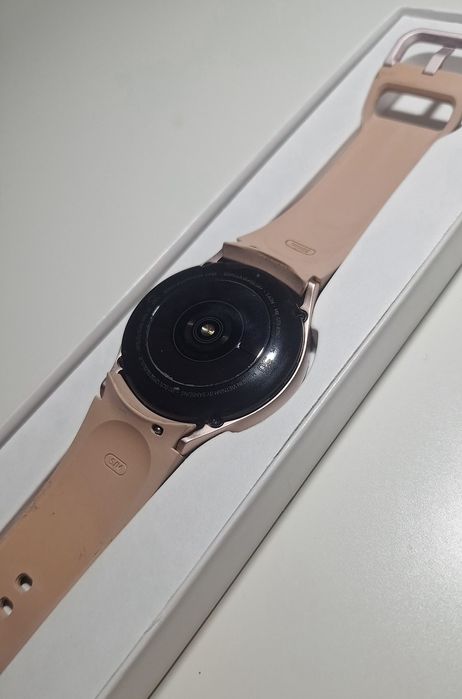 Samsung watch 4 40mm S/M