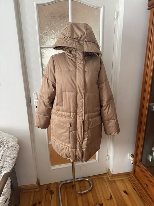 Bezowy  puchowy. plaszcz H&M roz M