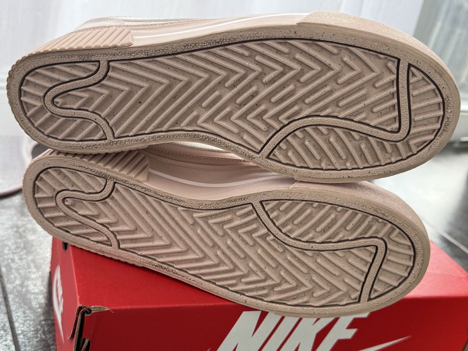 Продам кросівки Nike (нові) ОРИГІНАЛ