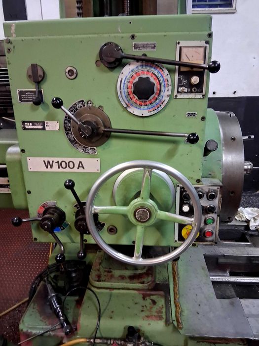 Mandriladora Tos vansdorf W100A