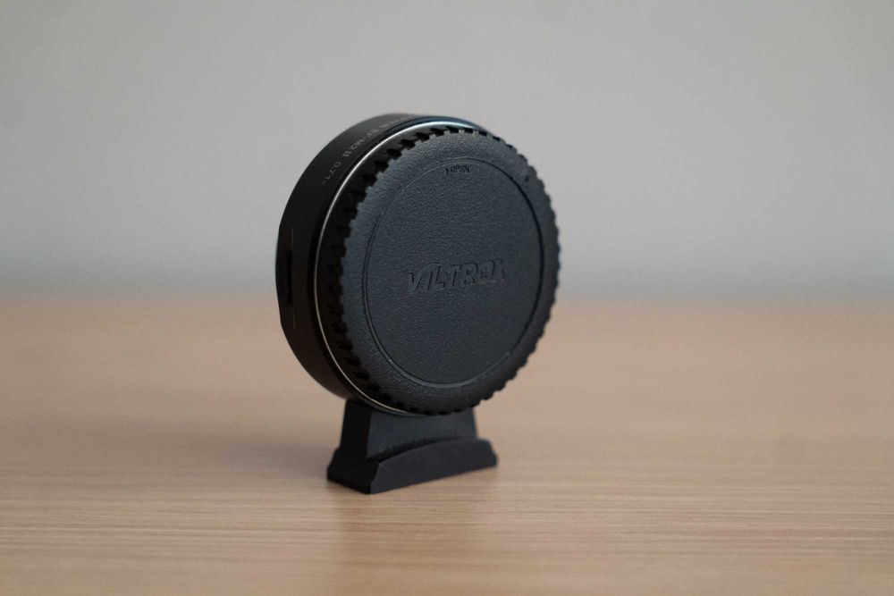 Lumix GH5 + adapter VItrox EF-M2II