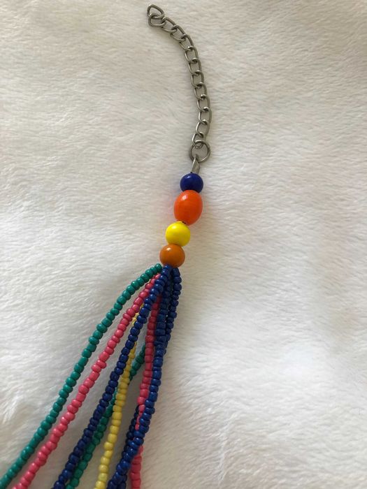 Colar muito colorido