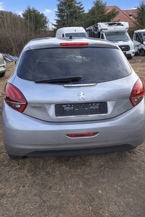 Peugot 208 rok 2020