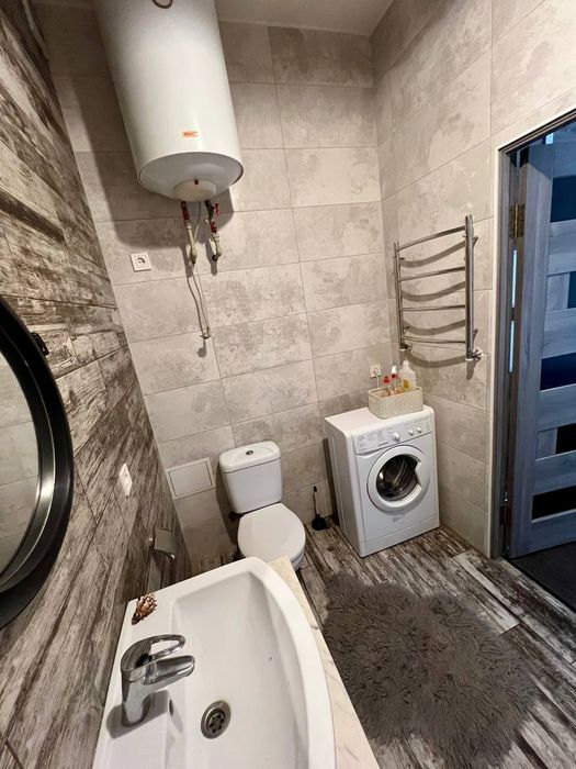 Продаж стильної студії на проспекті Миру