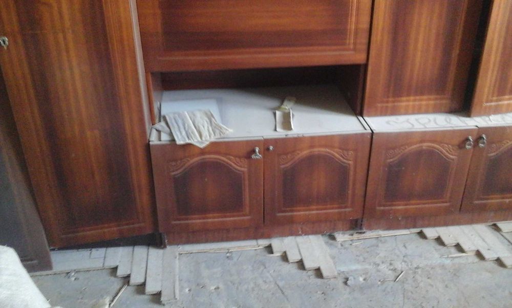 Стінка для вітальні