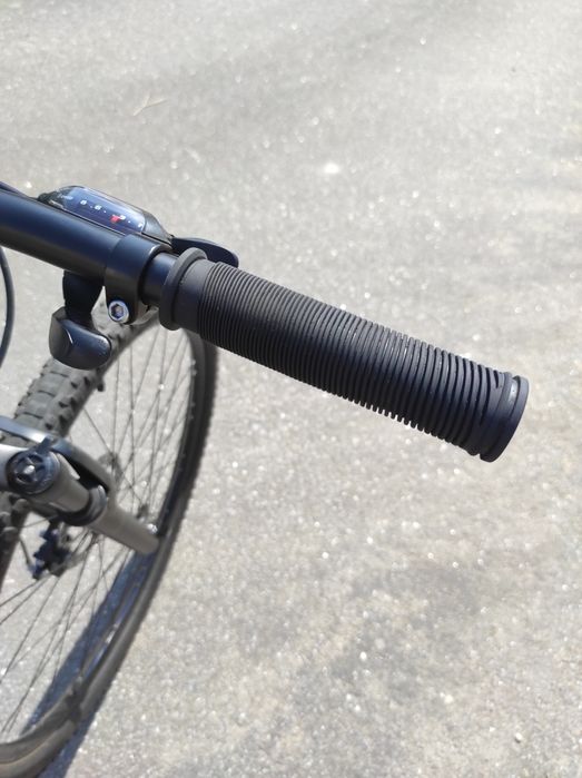 Bicicleta BTT moma bikes