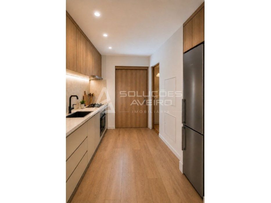 Apartamento T0 com garagem privativa - Centro de Aveiro!