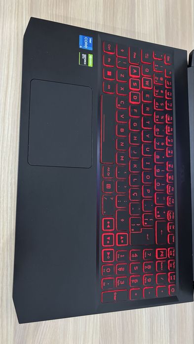 Acer Nitro 5 - i5 11400H