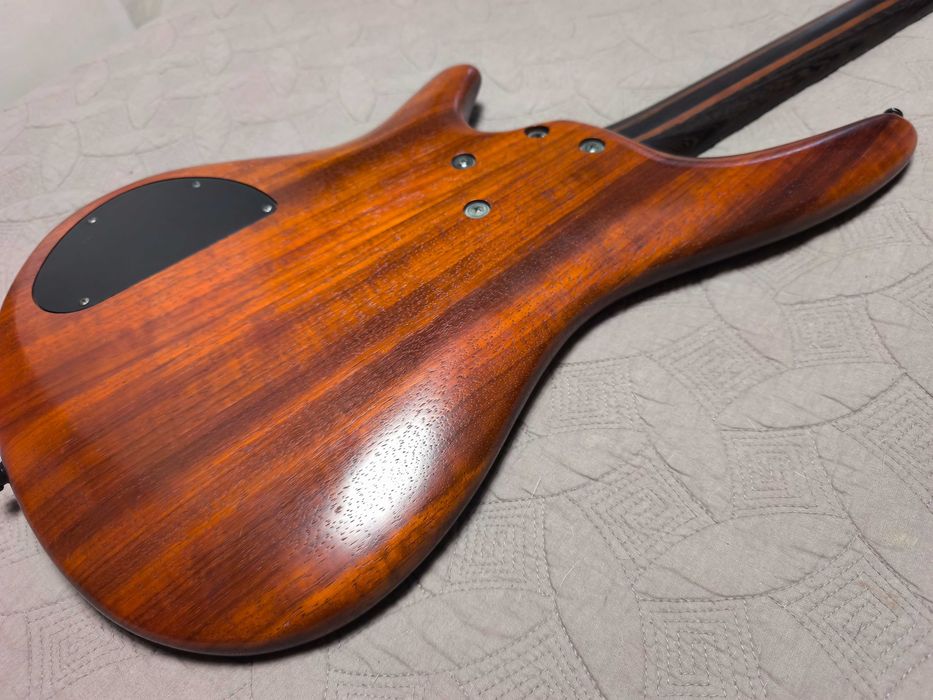Bass Guitar Ibanez SR1500