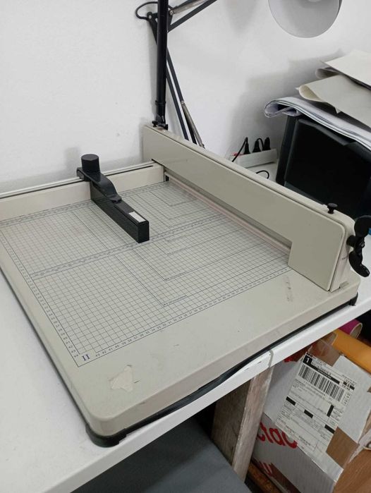 Guilhotina 400 páginas - A3