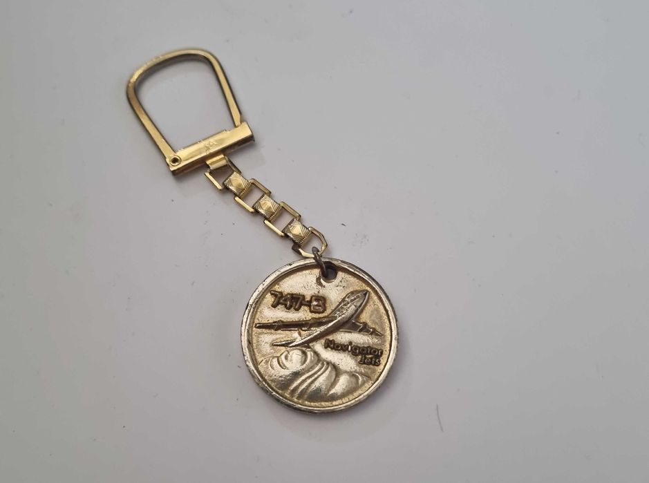 TAP - Rare Commemorative Keychain 747-B Navigator Jets - Vintage