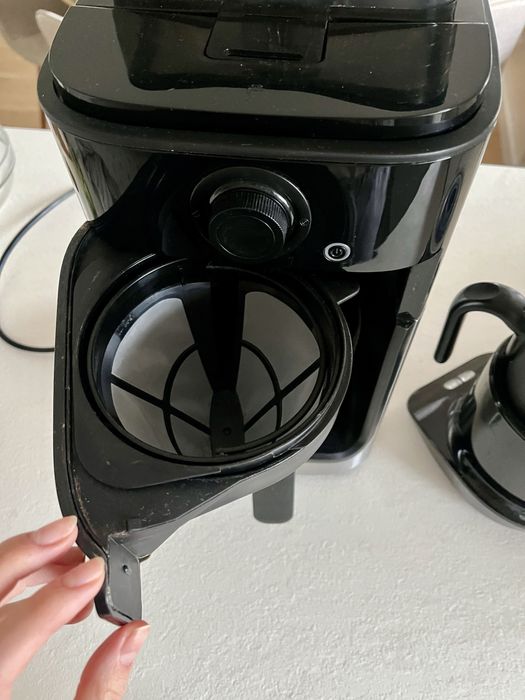 Ekspres przelewowy z młynkiem Philips HD7767/00