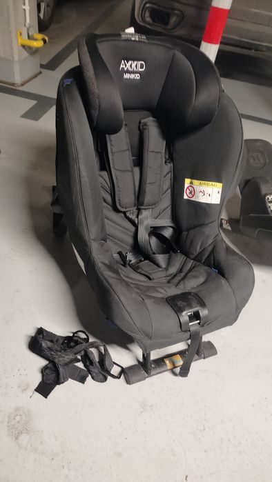 Fotelik samochodowy AXKID