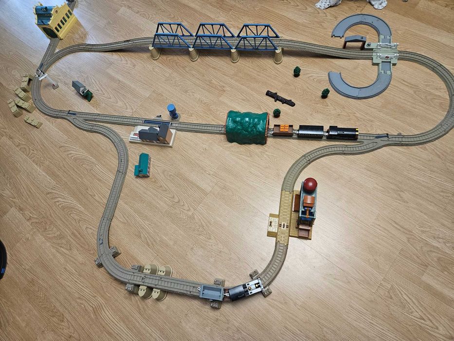 Tomek i Przyjaciele zestaw pociągi tory Tommy Trackmaster