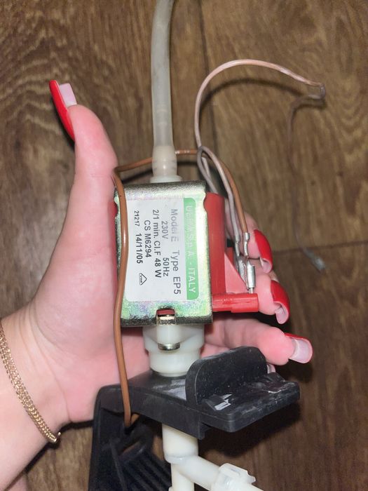 Мотор кавомолки і помпа кавоварки