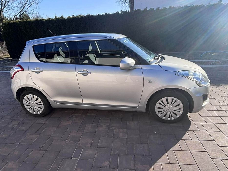 Suzuki Swift Drugi właściciel , samochód kupiony w Polsce .
