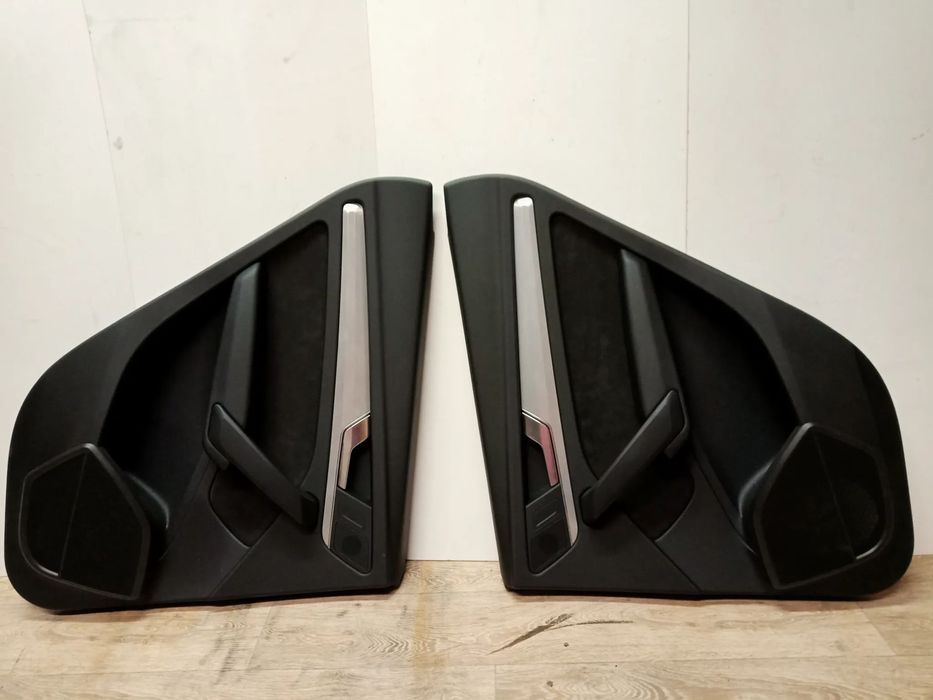 BOCZEK TAPICERKA DRZWI PRAWY LEWY TYŁ AUDI Q5 80A ALCANTARA PODŚWIETLANY