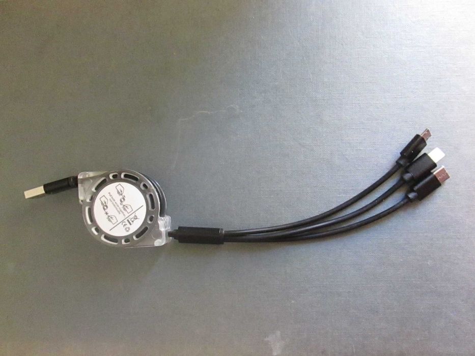 Cabo extensível para carregador de smartphone