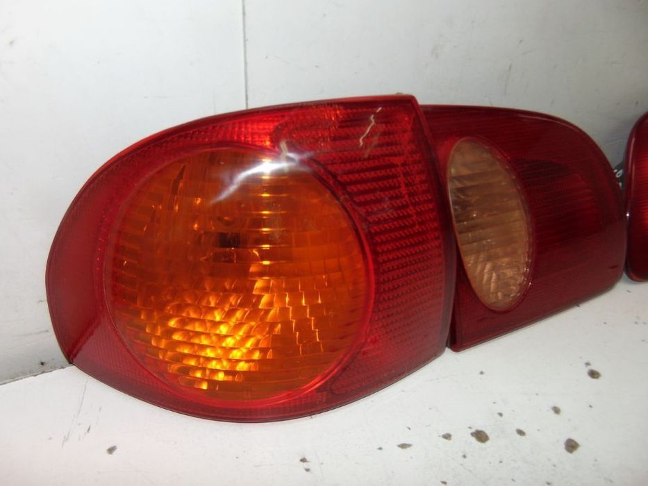 Toyota corolla 1999 farolins