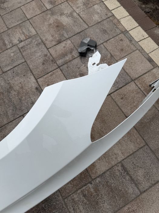 Tesla Model 3 крило переднє заднє ліве праве четверть