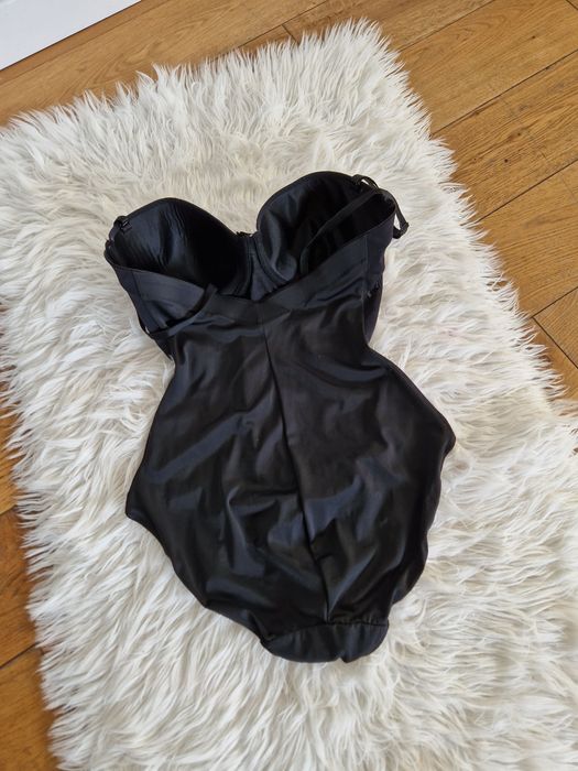 Closer w Evie 38D 85D L 40 XL 42 czarne body wyszczuplające modelujace