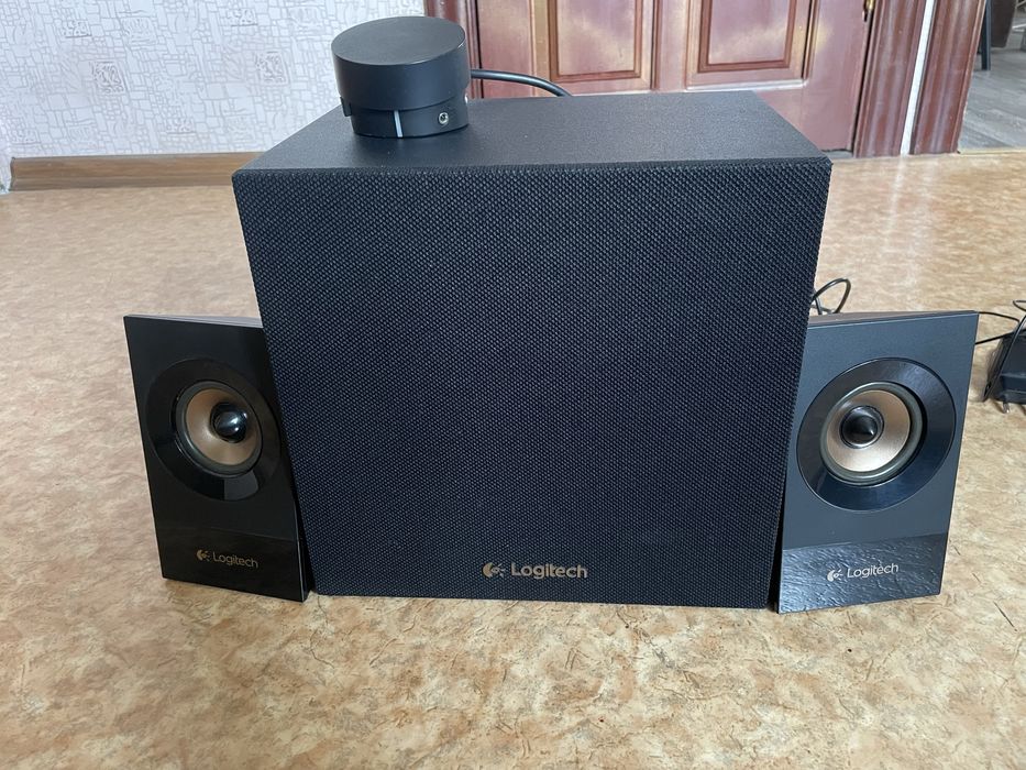 Продам качественную акустику Logitech Z533 (2.1) + Bluetooth-адаптер в подарок!