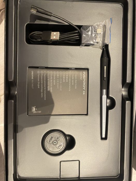 Tablet graficzny HUION.