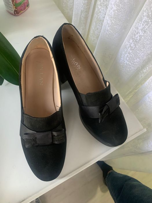 Туфлі жіночі на підборах