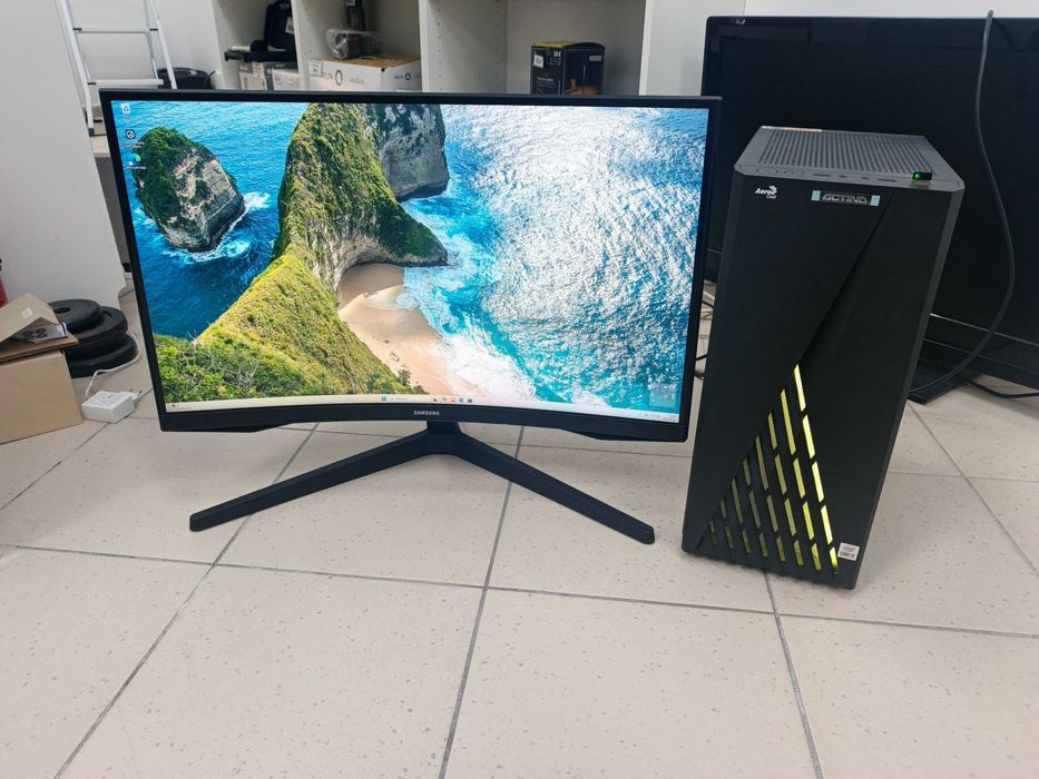 Komputer stacjonarny gamingowy + monitor Samsung Odyssey 27''