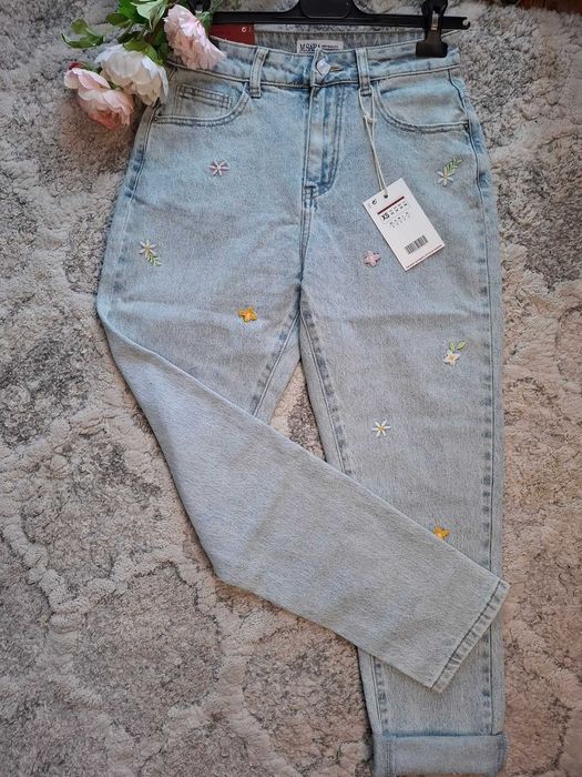 Spodnie jeansowe w kwiatki NOWE z metką