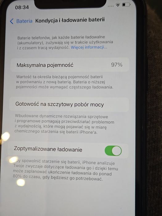 iPhone 11, 97% baterii