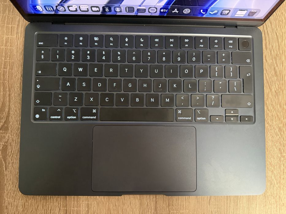 MacBook Air M2 16/256