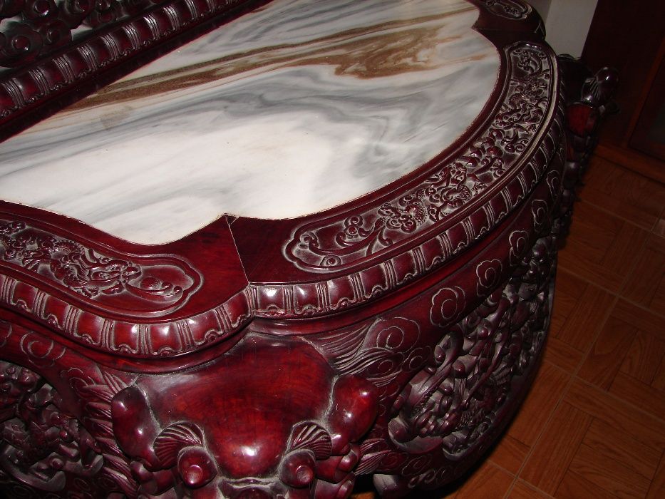 mobiliario antigo em madeira maçiça de pau rosa