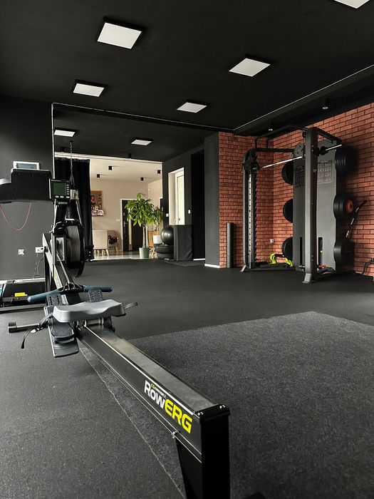 Odstąpię studio treningowe — rentowny, działający biznes
