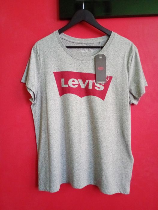 Koszulka damska bawełniana Levi's.