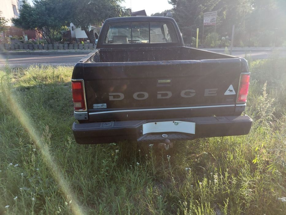 Dodge Dakota 3,9b V6 1990 Czarny Sprowadzony