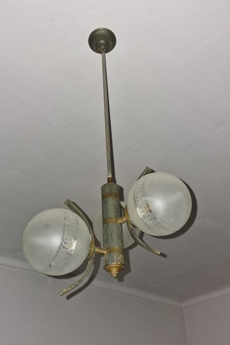 Lustre 3 globos + 2 extra