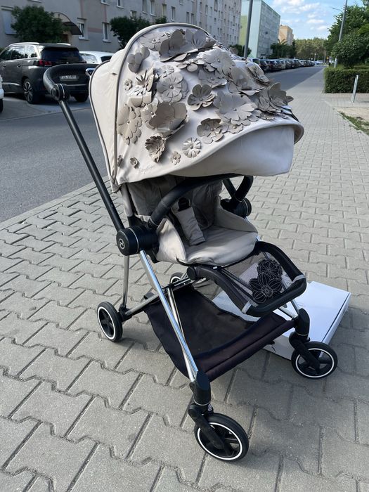 Wozek Cybex Mois 4700 cena sklepowa u mnie po  2.000