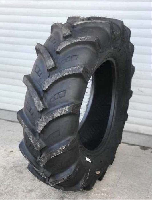 opona 12.4-28 8PR 1360 Traxmax Ursus C330