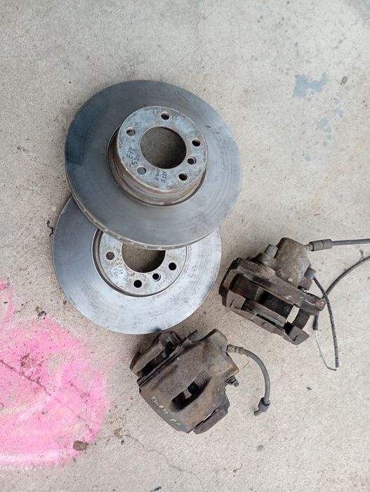 BMW E39 530i hamulce przód komplet 3.0i