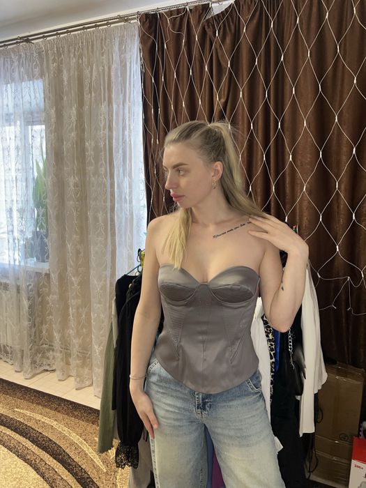 Шикарні корсети на будь який смак