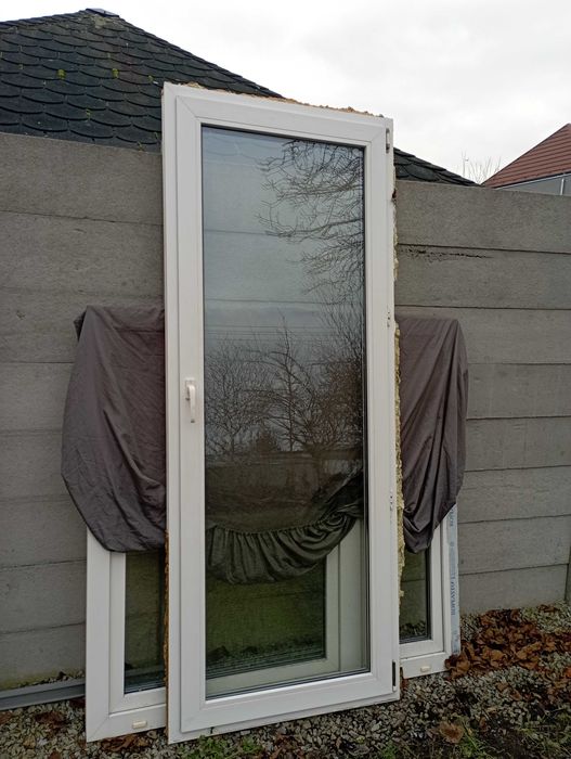 Okno balkonowe 86,5 x 219,5