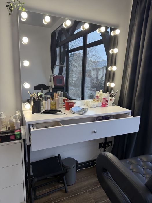 Зеркало гримерное  визажиста зеркало с лампами  3 шт