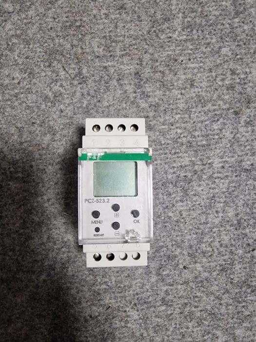 Zegar programowalny szkolny PCZ-523.2