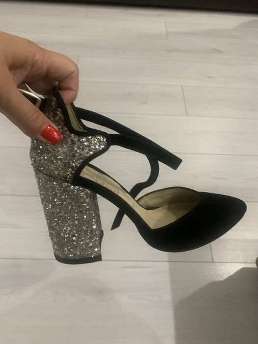 Продам туфлі від грузинського дизайнера