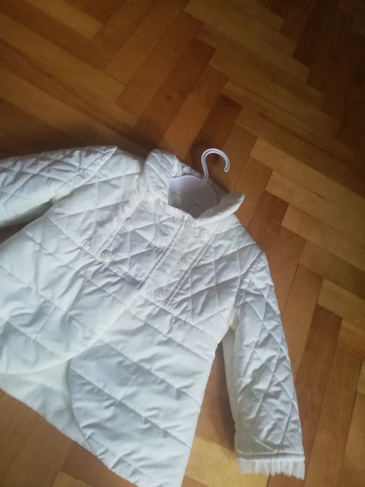 Prześliczna kurtka wiosenna dla dziewczynki 80