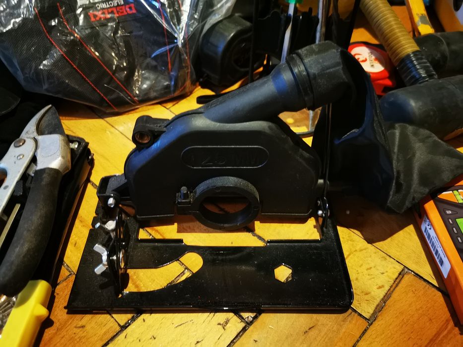 Рукав - кожух до циркулярної пилки 125мм