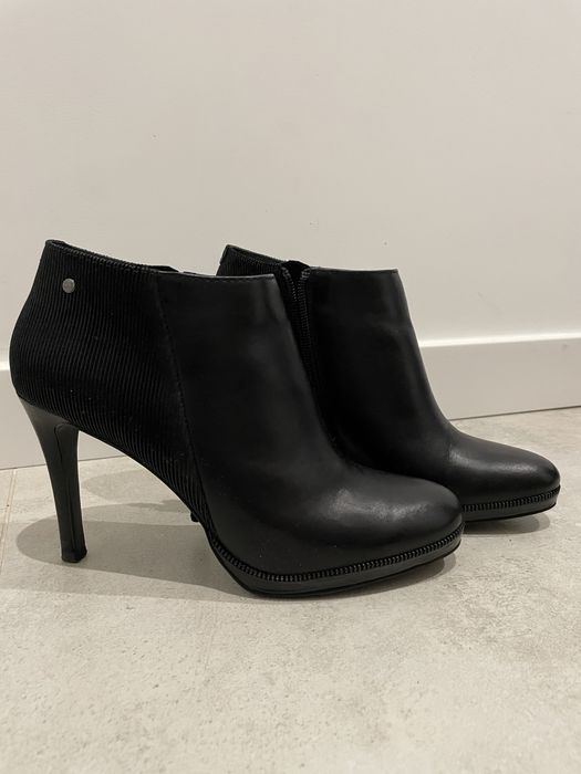 Botki skorzane buty na szpilce Tommy Hilfiger r.39 czarne stan idealny