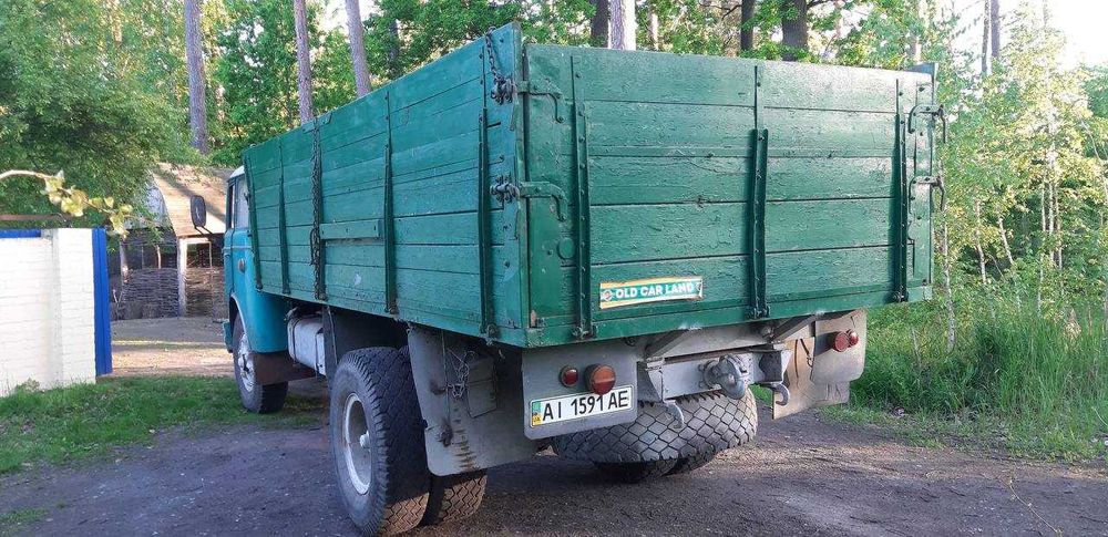 Продам ретро вантажівку SKODA 706