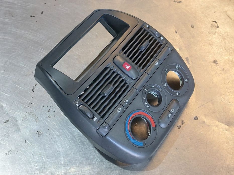 Consola tablier Fiat Bravo 182